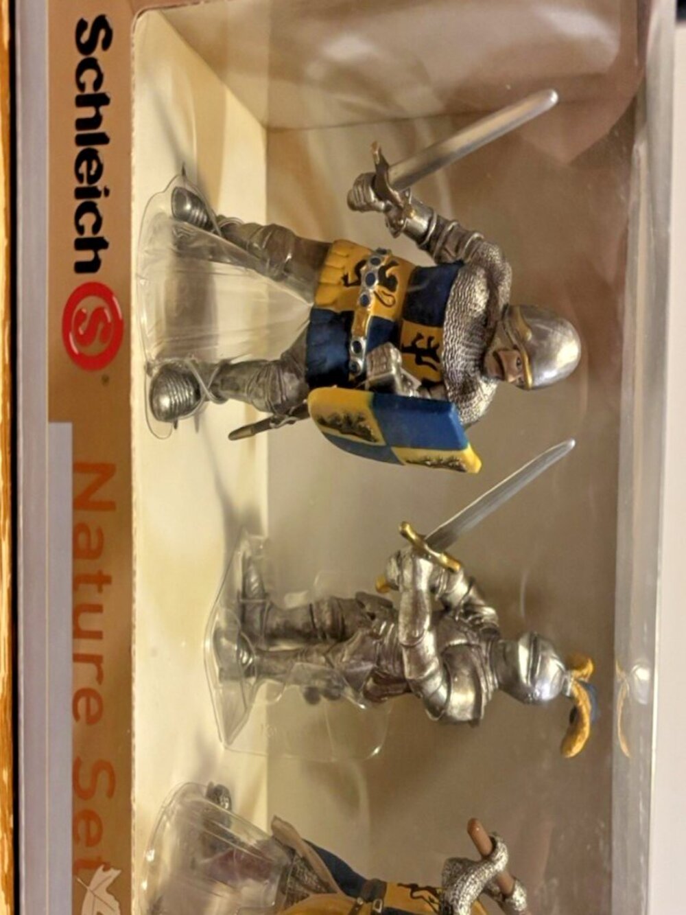 Schleich Medieval Knights Nature Set 40958 Action Figures 3 Pack Blue Yellow New